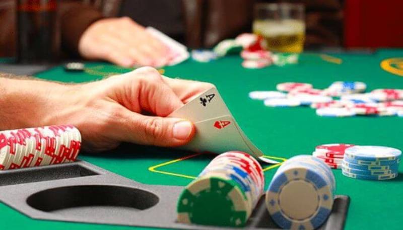 Giải đáp một số thắc mắc Rake là gì trong Poker